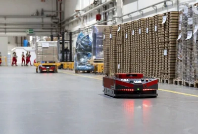 autonomous mobile robots VERSABOTs in a warehouse